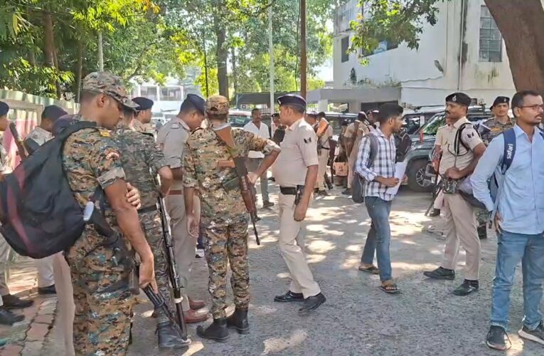 कोसी स्नातक चुनाव को लेकर भागलपुर में 26 मतदान केंद्र तैयार, 25 हजार मतदाता करेंगे मतदान